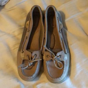 Sperry boat shoe flat in great condition!